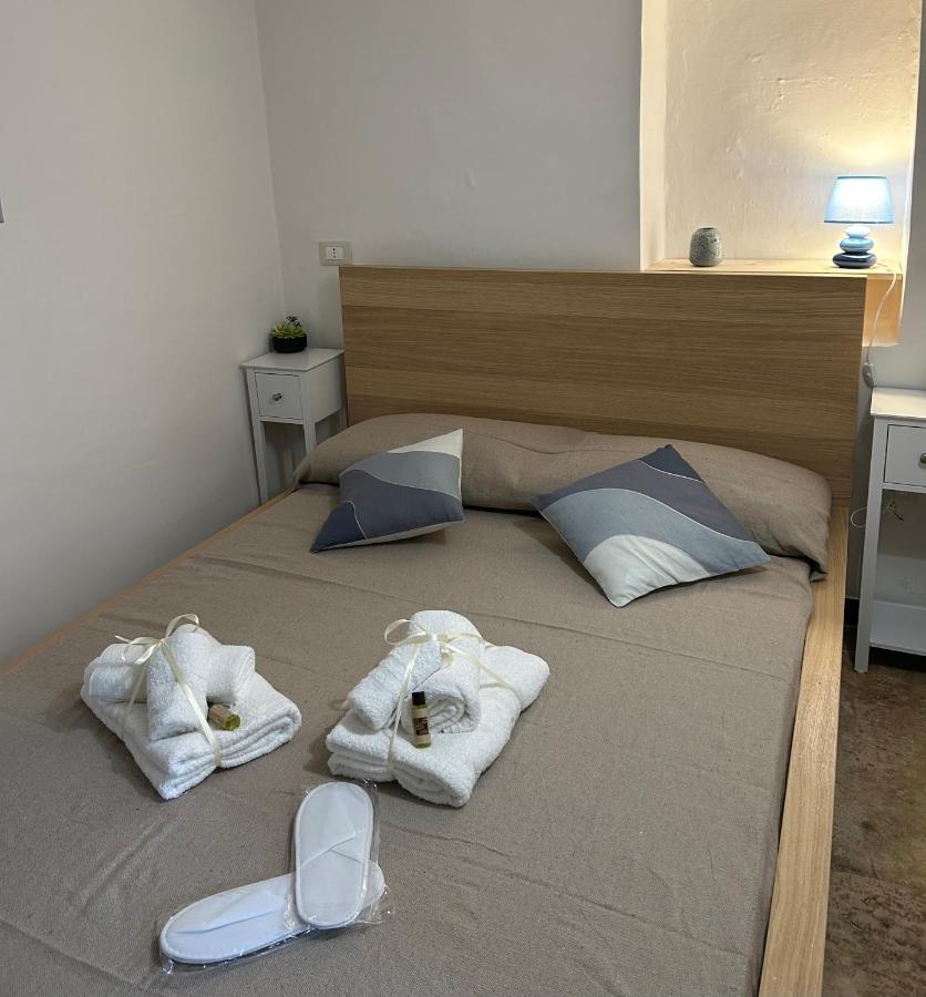 Bed and Breakfast Dimora Grimaldi Ostuni Esterno foto