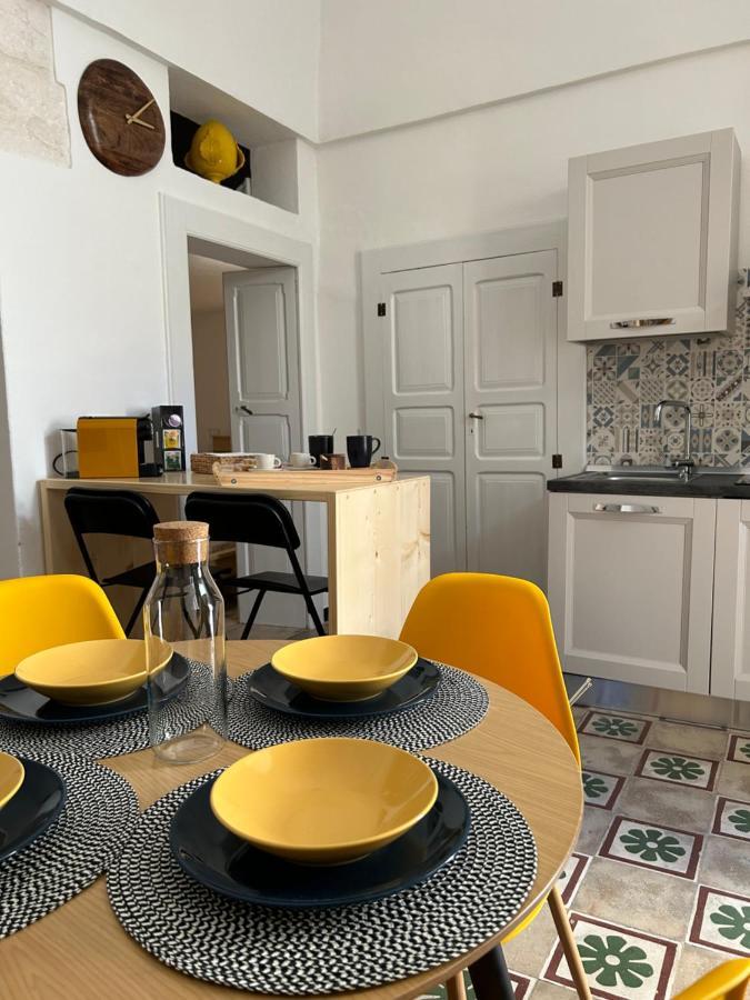 Bed and Breakfast Dimora Grimaldi Ostuni Esterno foto