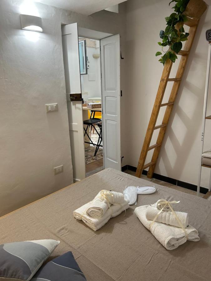 Bed and Breakfast Dimora Grimaldi Ostuni Esterno foto