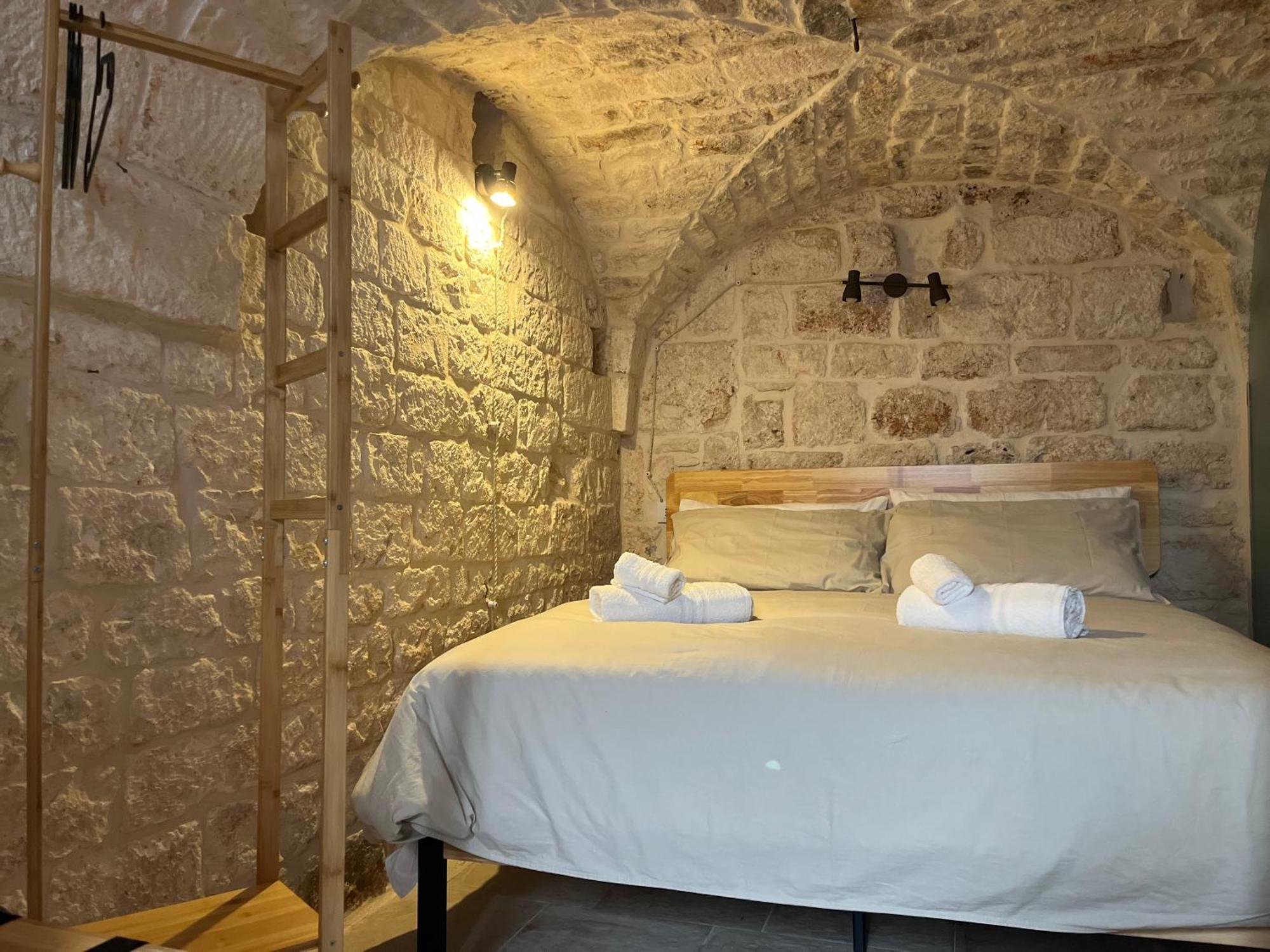 Bed and Breakfast Dimora Grimaldi Ostuni Esterno foto
